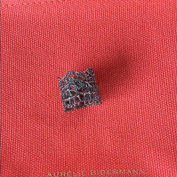 STUNNING AURELIE BIDERMANN BLACK LACE RING - Picture 3 of 5
